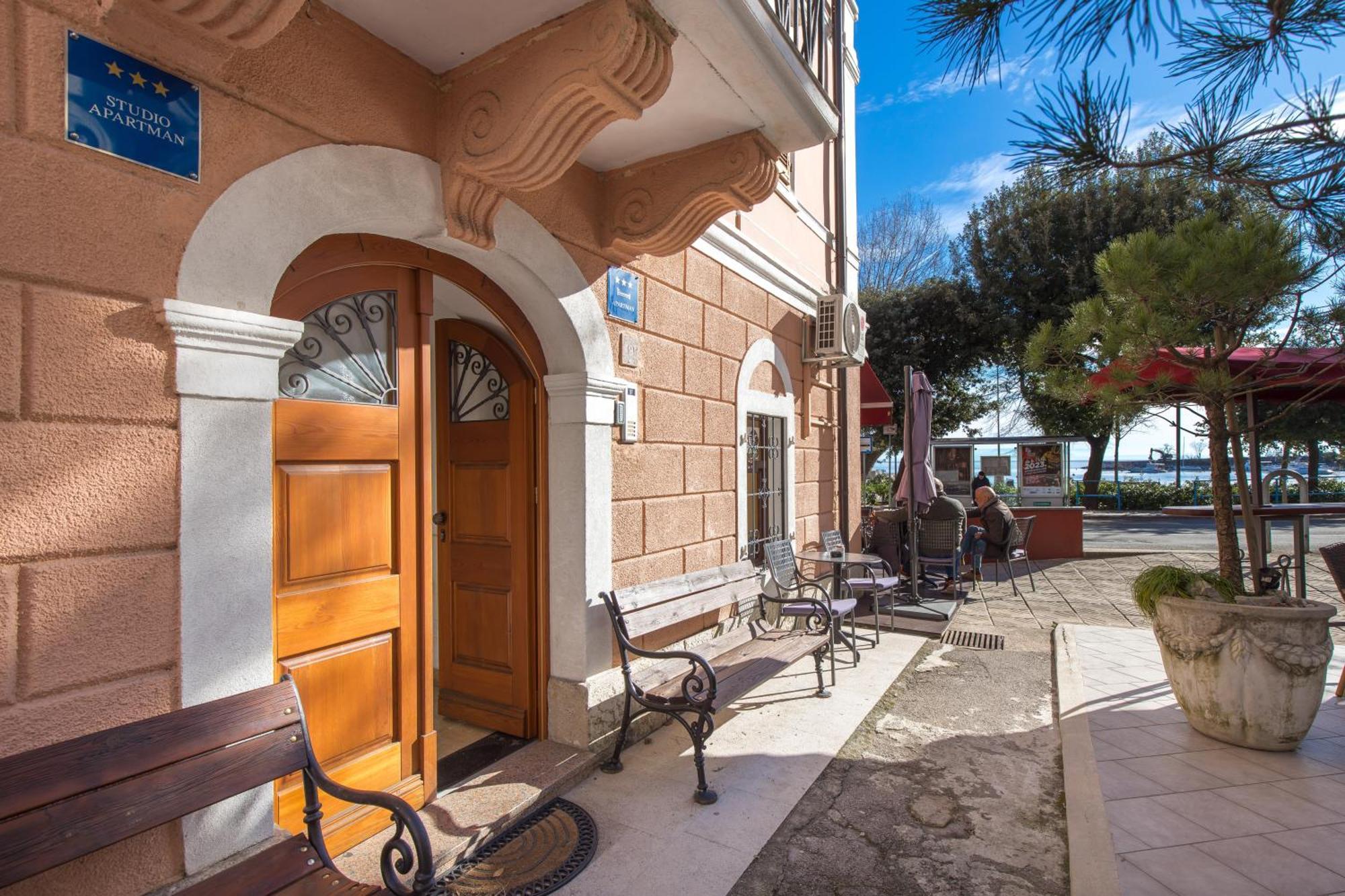 Apartments Anaika At The Beach, Opatija Exterior foto